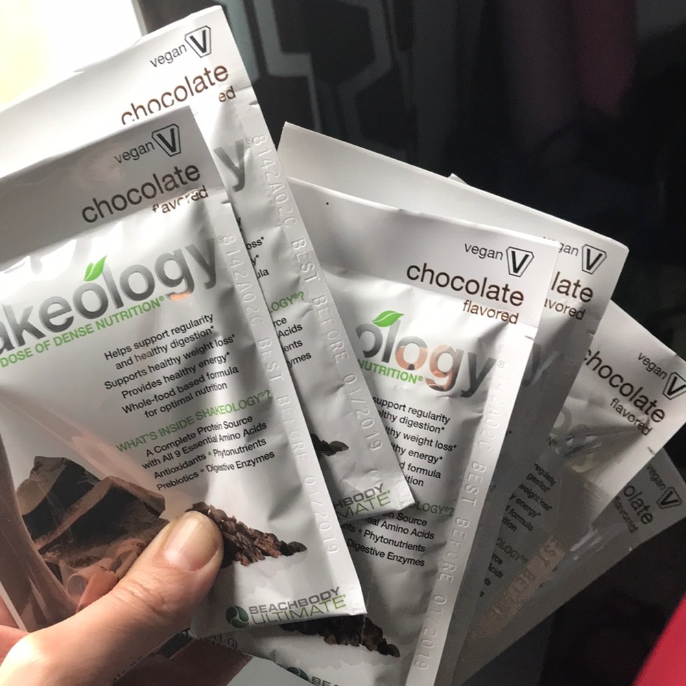 Shakeology Vegan Chocolate shakeology 6 packers